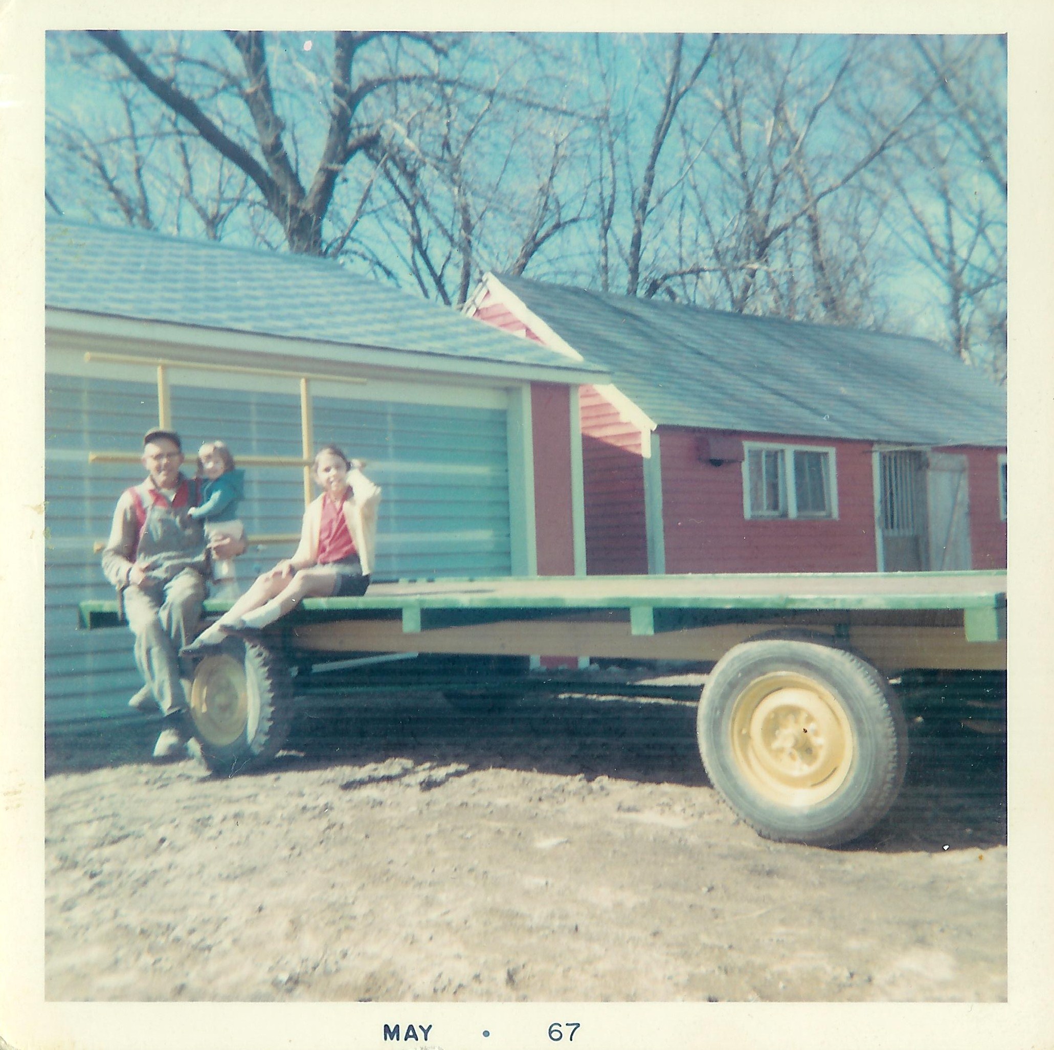 #28=Hay Wagon(Dad, Debbie E. &amp; Candi)Spring '67