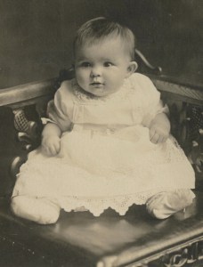 NS#10=Clarice Sletten on chair