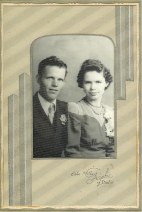 #21=Russell &amp; Clarice Noorlun(Wedding Day, June 21st,'41)