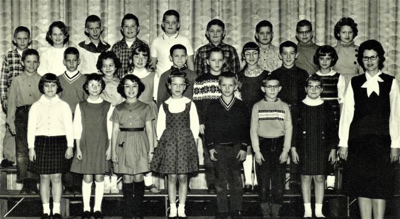 #165=elliott's 4th grade class 1963-64; ada leland - teacher