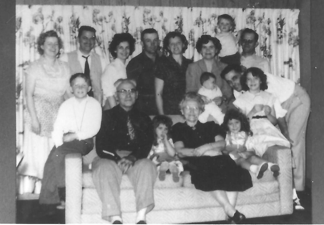 #727.1 Clan at Del Sletten's 001