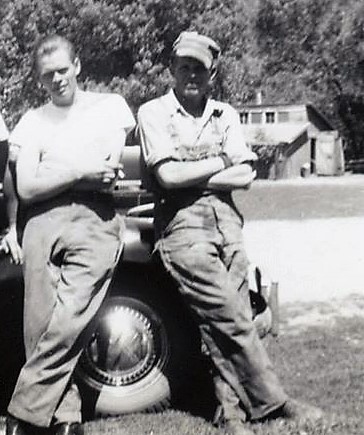 #971a Ray, Gaylord, Doren and Russell Noorlun at Kiester, MN farm.