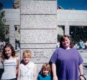 #184=Girls at Mount Rushmore; July 1998