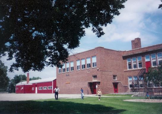 #578=Grade School, Kiester, MN; July 1998