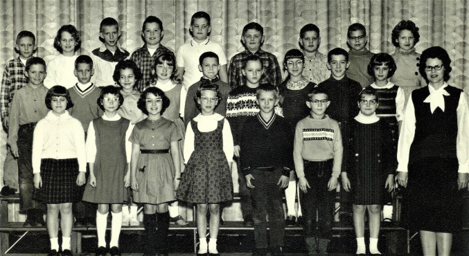 #165=Elliott's 4th Grade class 1963-64; Ada Leland - teacher
