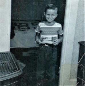 #83=Elliott with coin bank from Aunt Doris Hawley