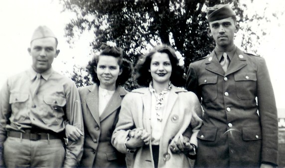 #261=Clarice Noorlun &amp; siblings; circa 1943