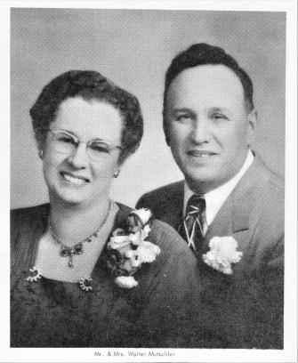 Kiester Family - Genevieve n Walter Mutschler family 1972