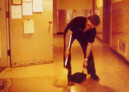 #635=Elliott working, last day at GHP; 1981