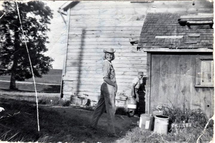 #908 Lillian &amp; Lowell. Early 1960-61