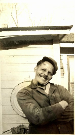 #1646 Russell Noorlun teeth 1947