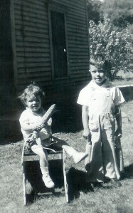 #275=Rosie advertising seed corn her dad sold; Summer '48